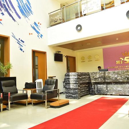 Hi 5 Hotel & Experience Nashik Esterno foto